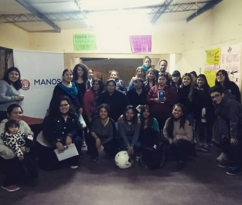 “Este es mi tiempo y quiero aprovecharlo”. Manos lanza el proyecto; “de mujer a mujer” en Ampliación 20 de Junio.